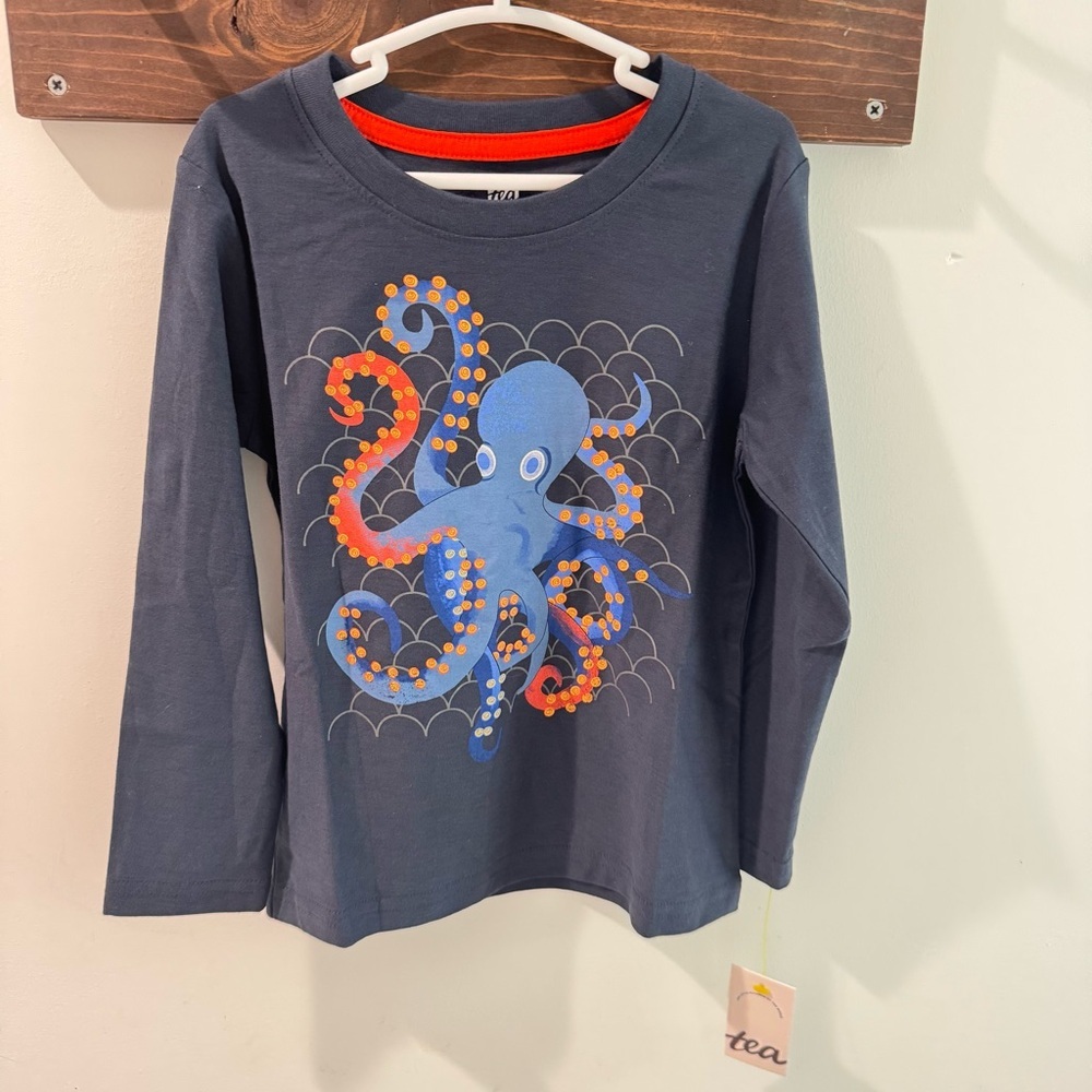 NWT Tea Collection‎ Minhwa Octopus Graphic Tee in Indigo Size 3T